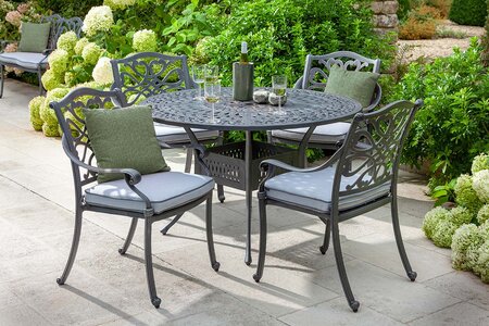 Hartman Capri 4 Round seat set with Parasol and base - image 2